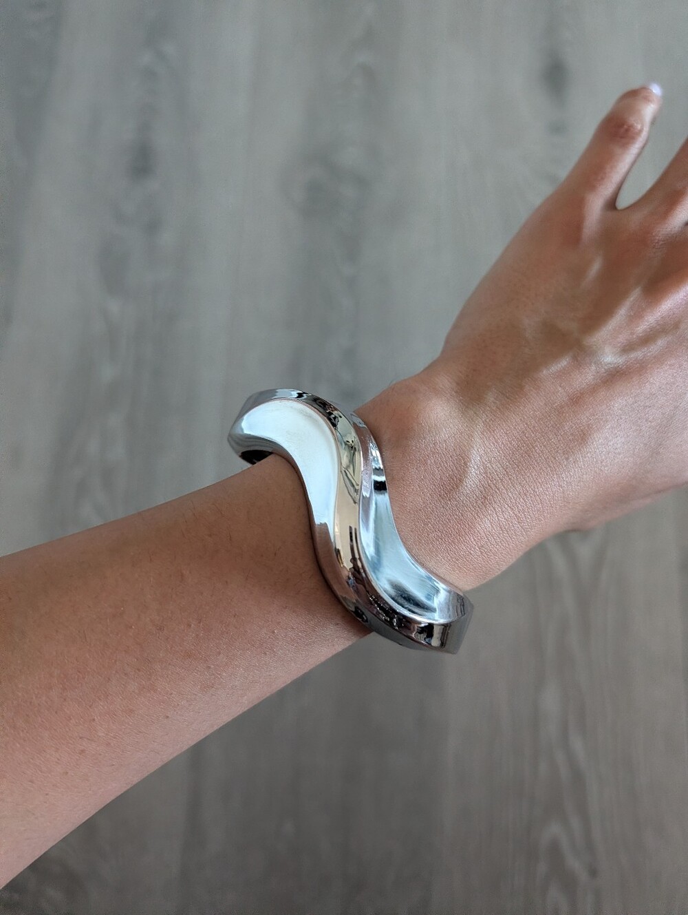 ASOS Silver Chrome Wavy Bangle